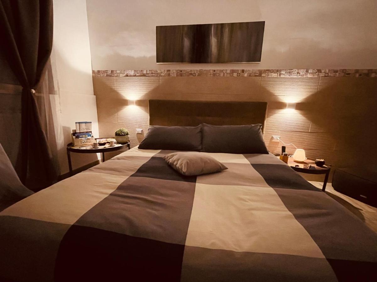 ブリンディジ La Piazzetta Bed & Breakfast エクステリア 写真