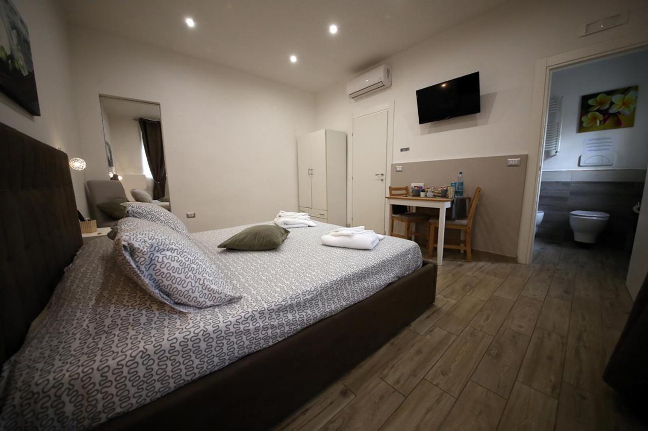 ブリンディジ La Piazzetta Bed & Breakfast エクステリア 写真
